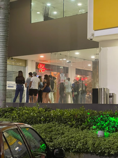 Bombons Coffee Shop - Samborondón Plaza