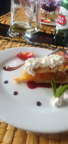 Puerto Lago Lago San Pablo - Gastronomía y hostelería