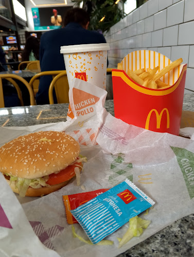 Opinii despre McDonald's în Quito - Gastronomía y hostelería