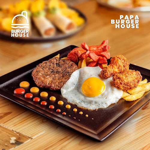 Ave Charles Darwin, Puerto Ayora