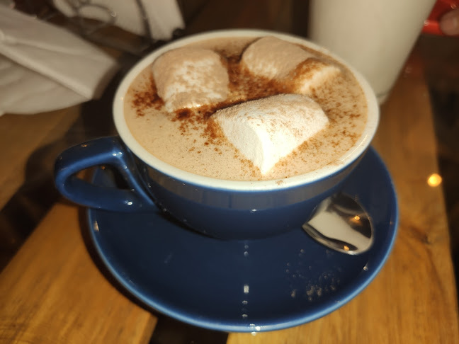 Girasoles de Van Gogh Cafe - La Libertad