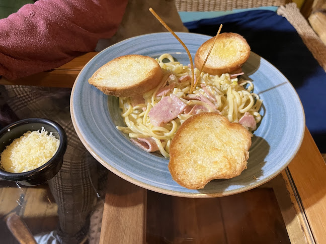 Leprechaun Pub Restaurante Cafetería - Baños de Agua Santa