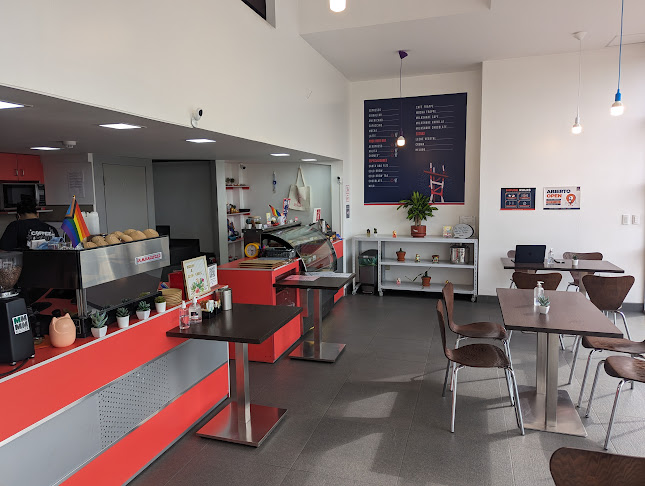 Sutro Café - Gastronomía y hostelería