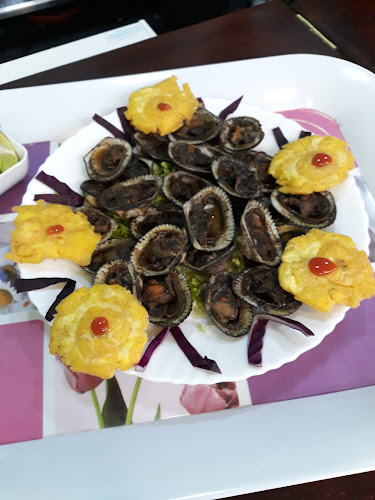 Puerto Perú - Gastronomía y hostelería