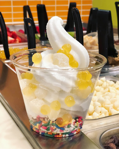 4 Seasons Frozen Yogurt - Gastronomía y hostelería