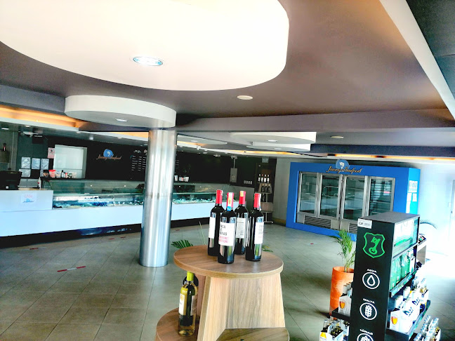 Pescaderia & Deli - Jimmy's Seafood - Pescados Mariscos Corvina Pargos Conchitas Bagre Atún y mas - Quito