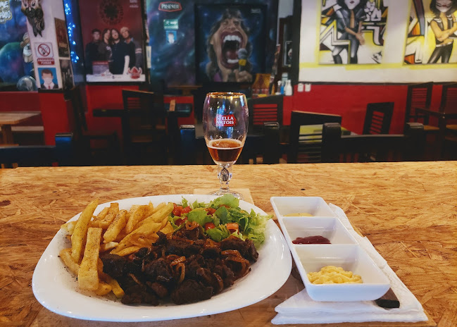 BARBAROS MUSIC ROCK CAFE BAR - Gastronomía y hostelería