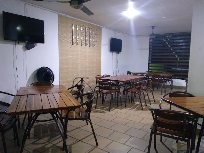 Puerto Bambú - Gastronomía y hostelería