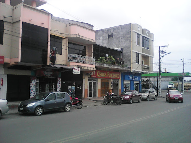 VC65+7H2, Av. Cristóbal Colón, Milagro 091701