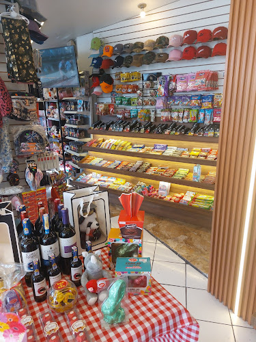 Comentarii opinii despre Chasky Kfé - Restaurante Mini Market Boutique