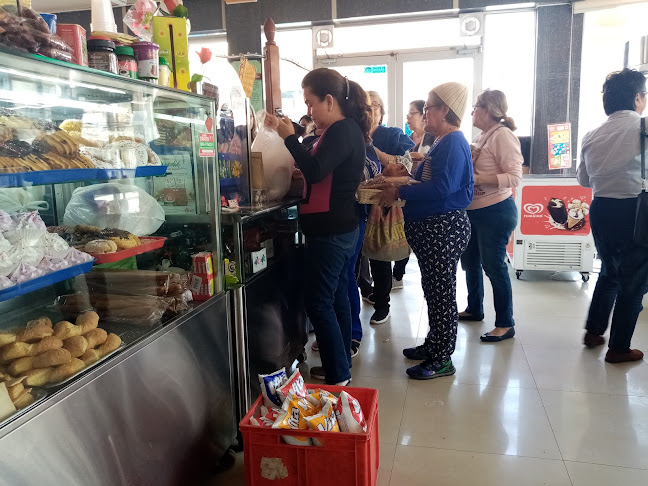 Opinii despre Panaderia Y Pasteleria Bellavista în Riobamba - Gastronomía y hostelería