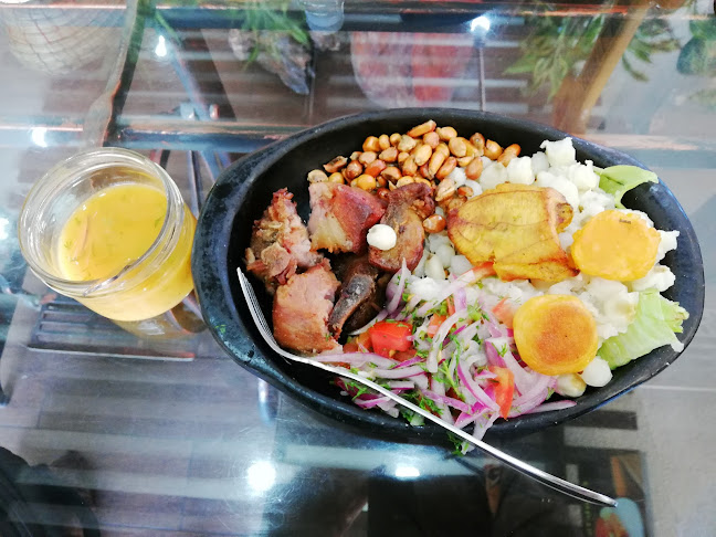 Opinii despre COCINA AL HORNO în Ambato - Gastronomía y hostelería