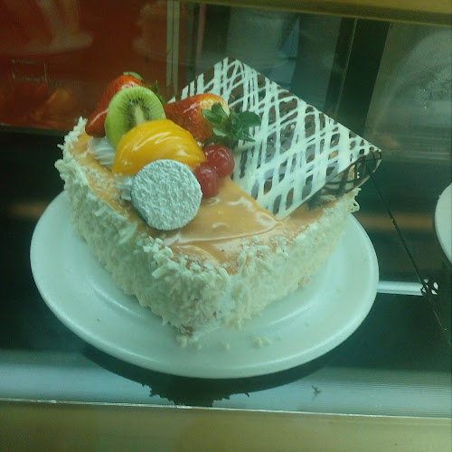 Piqueos Y Bar Las Delicias De La Ñata - Naranjito