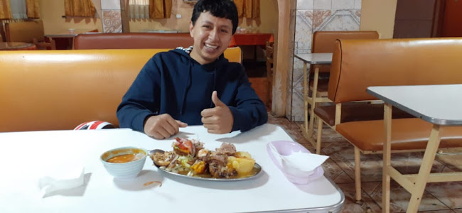 Av. Jose Veloz &, Riobamba