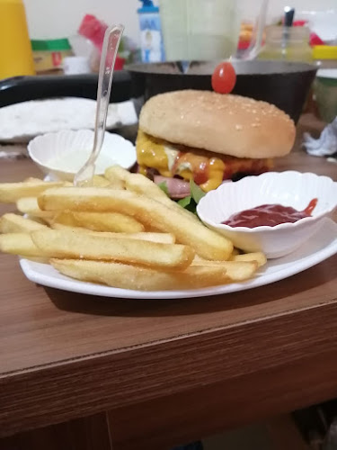 Av. Chone, El Carmen, Ecuador