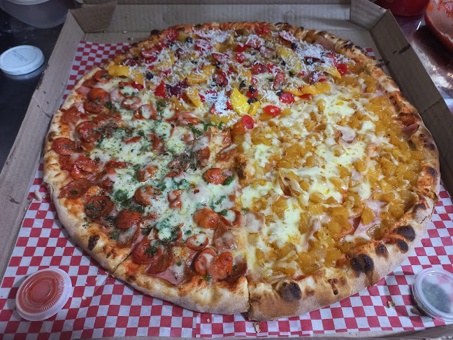 Pizzería Full 04 - Tulcán