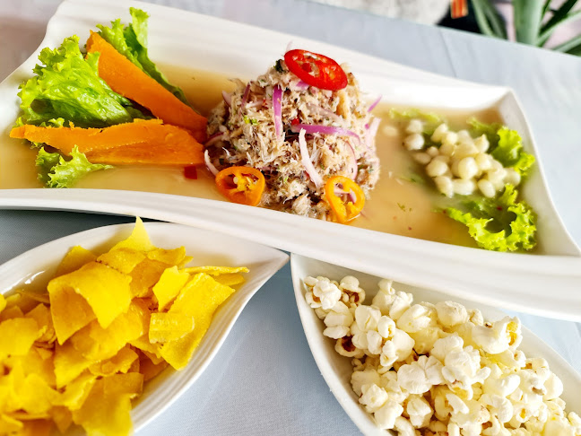 Av. Manuel Carrión Pinzano, y, Loja 110101