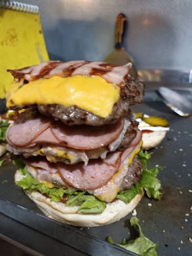 Don Doggy Hamburguesas al Carbón