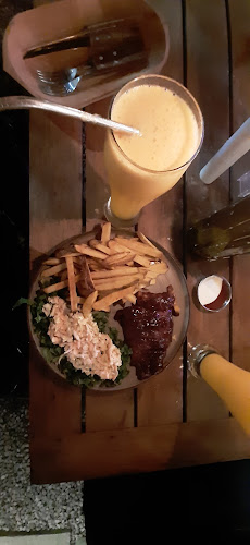 255P+WP2, Av. 15 de Noviembre, Tena