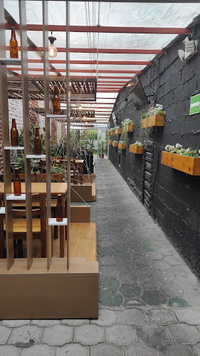 Comentarii opinii despre Social Garden "La Jampa"