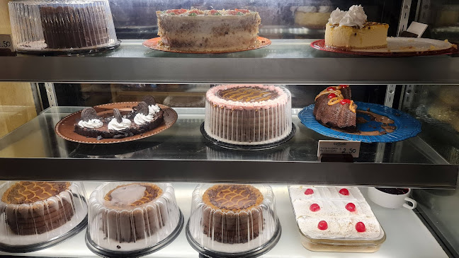 Cossiori Café - Pastelería - Velasco Ibarra