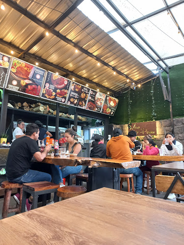 Opinii despre Inka Burger Naciones Unidas în Quito - Gastronomía y hostelería