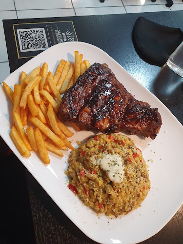 Munchies Grill & Wings - Guayaquil