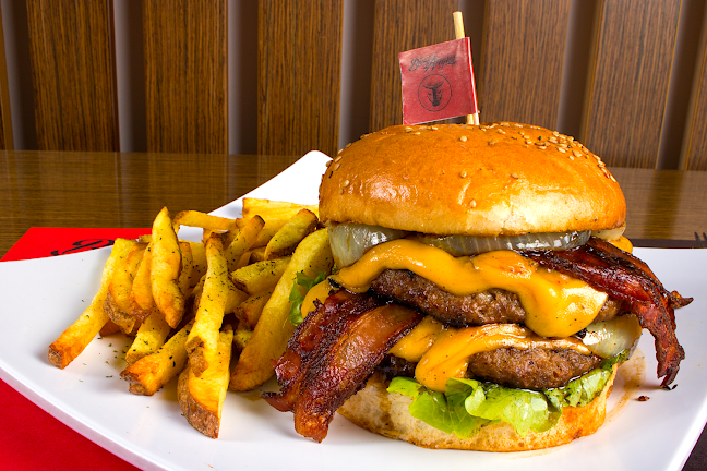 Gonzalo Cordero Dávila 1 53 y, Cuenca 010111