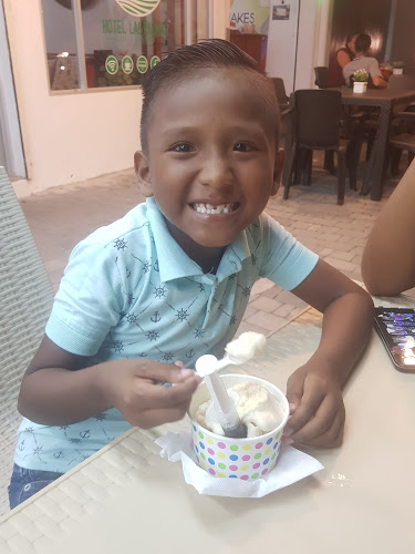 Opinii despre CITY ICE în Esmeraldas - Gastronomía y hostelería