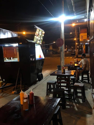 DOGS HOUSE FAST FOOD