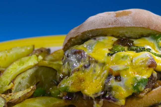 Tutto Matto Pizzería - Gastronomía y hostelería