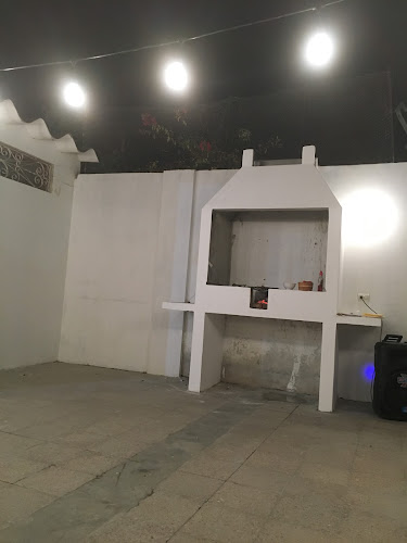 Q2RV+RGJ, Av. Argentina, Salinas