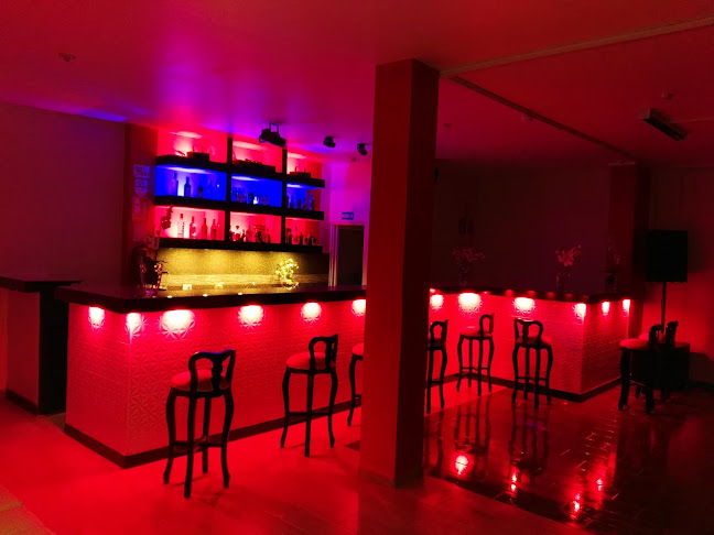 RÊVE DANCE CLUB DISCOTECA KARAOKE