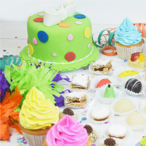 Pasteleria El Saloncito - Gastronomía y hostelería