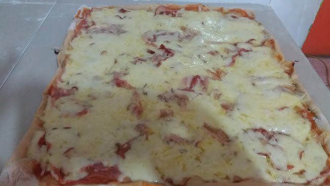 Opinii despre Pizzeria J&M în Vuelta Larga - Gastronomía y hostelería