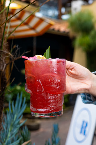 Agustín Cueva y Av. 12 de Abril Esquina, Cuenca 010101