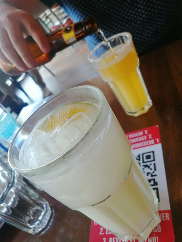 Av. Naciones Unidas, Quito 170102