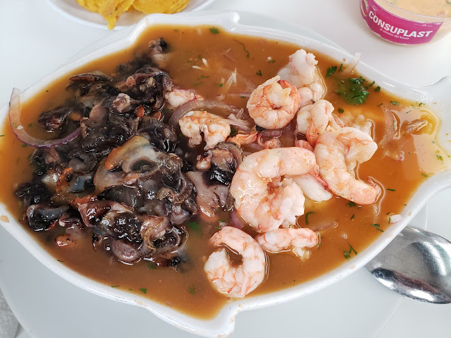 3XJM+J4R, Av. Felipe II, Cuenca