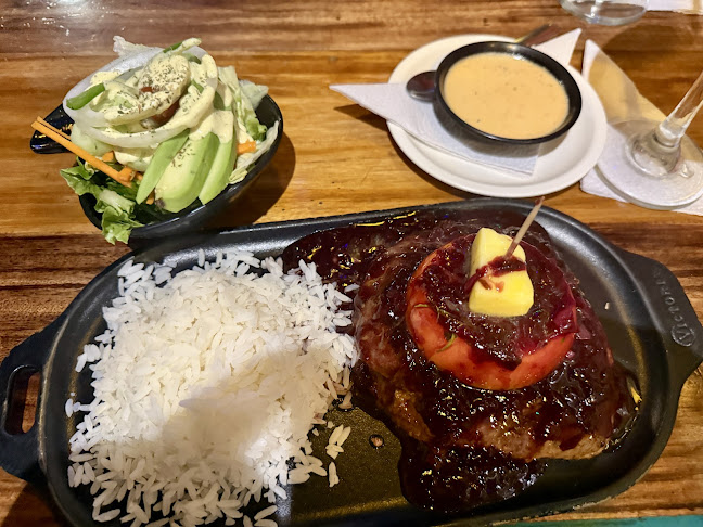 La Taberna Bar&Grill Otavalo - Otavalo