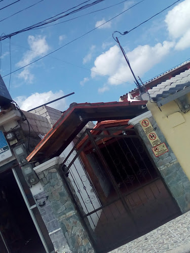 Opinii despre cayambe Discoteca No Limites în Cayambe - Gastronomía y hostelería