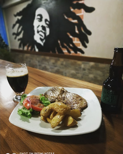 Salinas 511 entre Sucre y Modesto Jaramillo, Otavalo 100450