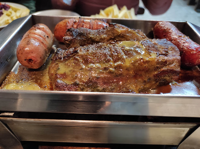 Opinii despre La Super Parrillada-Quito în Quito - Gastronomía y hostelería