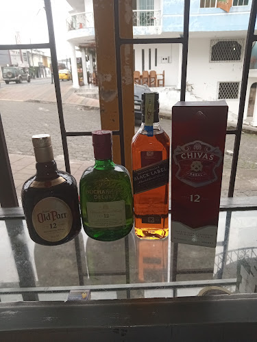 Licorería “Nevarez”