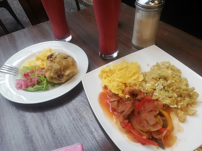 Comentarii opinii despre Simón 7-84