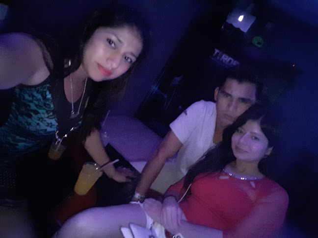 bar navy's manta - Manta