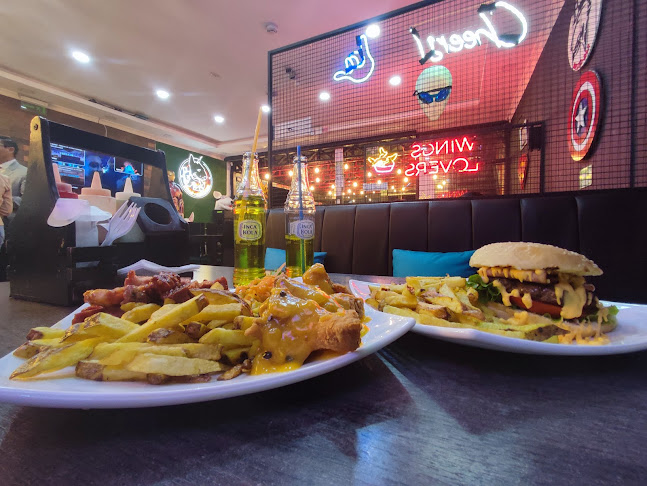 BULLS RESTO BAR - Riobamba - Gastronomía y hostelería