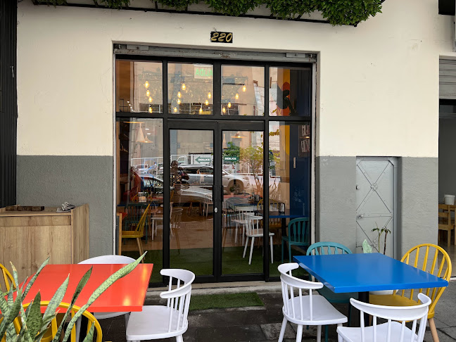 Honey Healthy Food & Deli