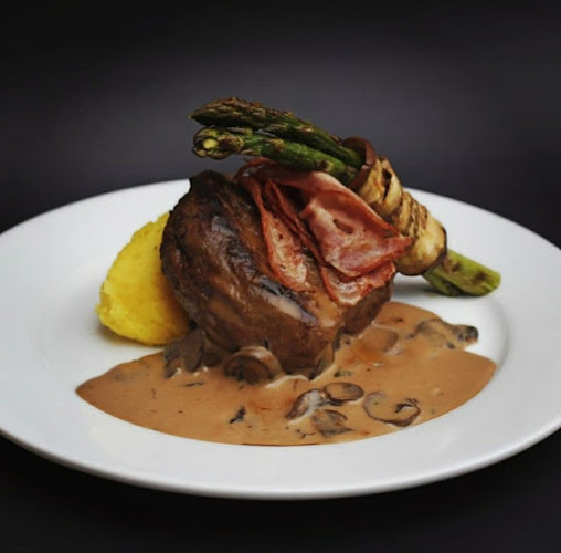 Opinii despre Arsenia Restaurante en Loja în Loja - Gastronomía y hostelería