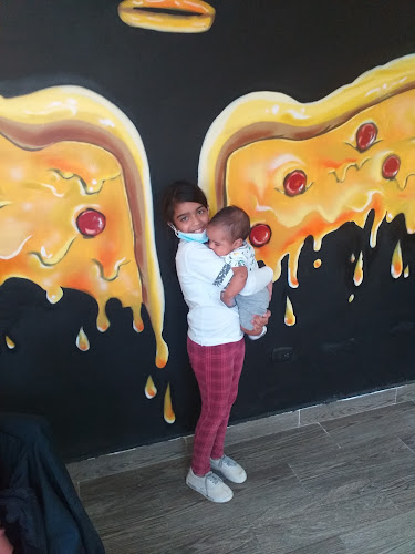 Henry's Lunch Pizzeria - Gastronomía y hostelería