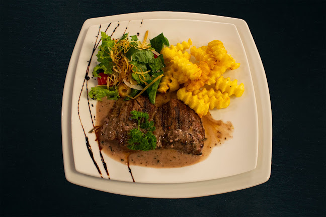 Opinii despre El Cafe del Parque în Ambato - Gastronomía y hostelería